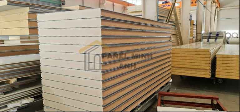 Tấm tôn panel xốp PU